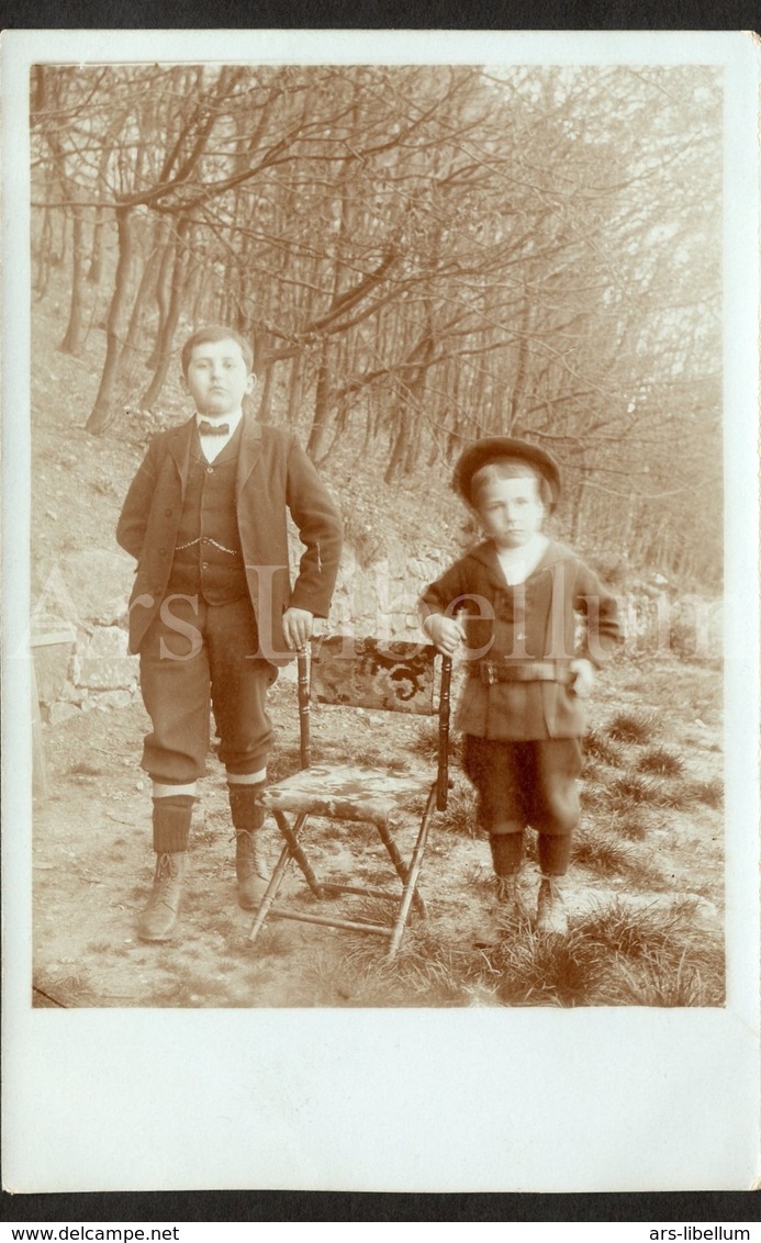 Photo Postcard / Foto / Photograph / Boys / Garçons / Forêt / Forest / Unused - Fotografía