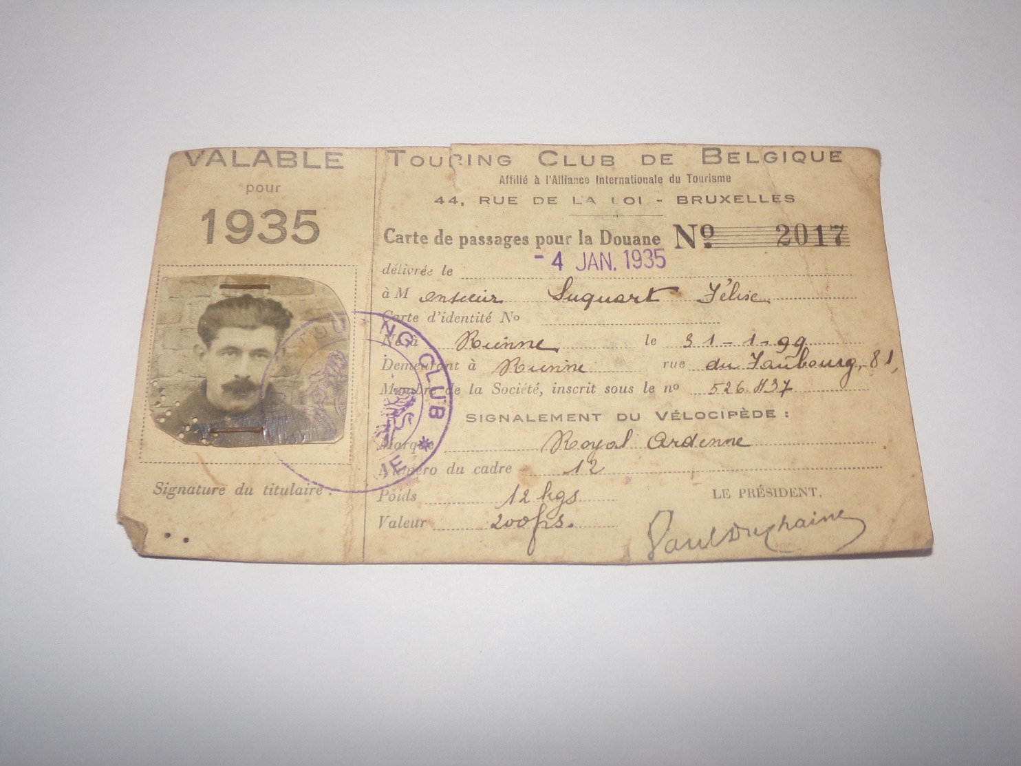 Touring Club De Belgique Carte De Passage Pour La Douane De 1935 Pour Habitant De Rienne Gedinne. - Historische Documenten