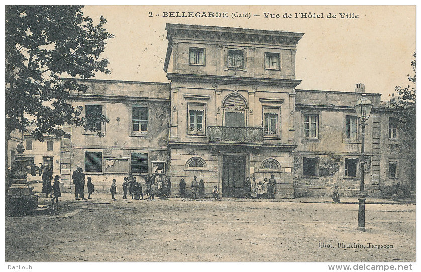 30 // BELLEGARDE  Vue De L'hotel De Ville  2 - Bellegarde