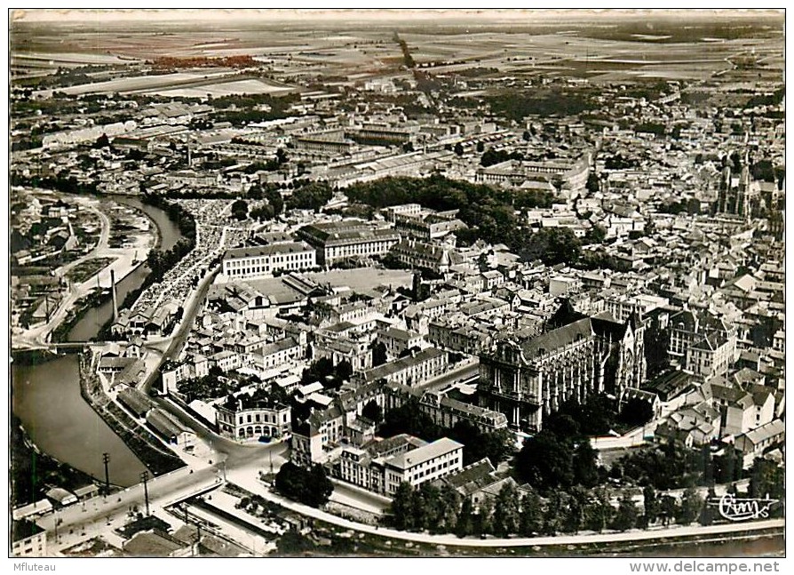 51* CHALONS SUR MARNE  Canal  CPSM (10x15cm)         MA71-0304 - Châlons-sur-Marne