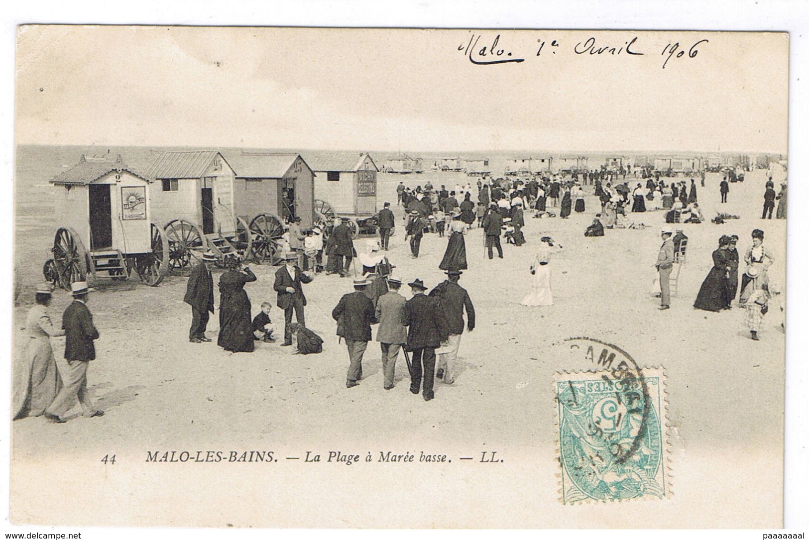 MALO LES BAINS  LA PLAGE A MAREE BASSE - Malo Les Bains