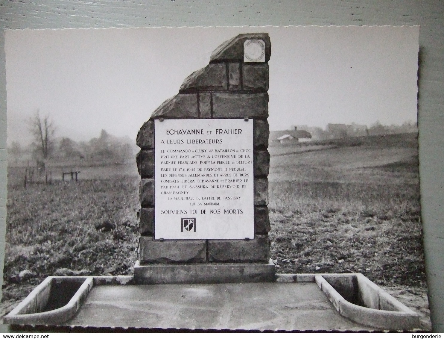 FRAHIER ET ECHAVANNE / MONUMENT DU 25 ème ANNIVERSAIRE DE LEUR LIBERATION / TRES BELLE CARTE PHOTO - Autres & Non Classés