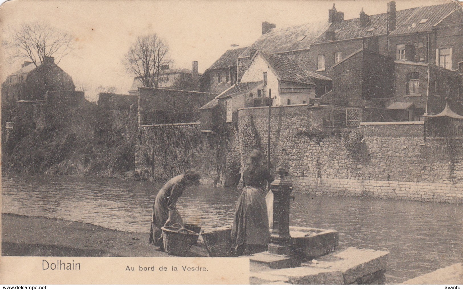 DOLHAIN / LIMBOURG / AU BORD DE LA VESDRE / FEMMES FONT LE LINGE - Limburg