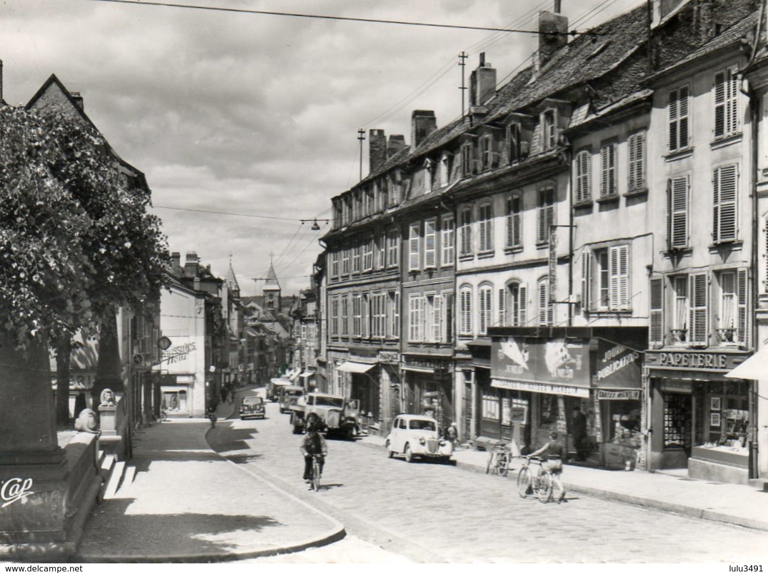 CPSM Dentelée - SARREBOURG (57) - Aspect De La Grande-Rue Dans Les Années 50 - Sarrebourg