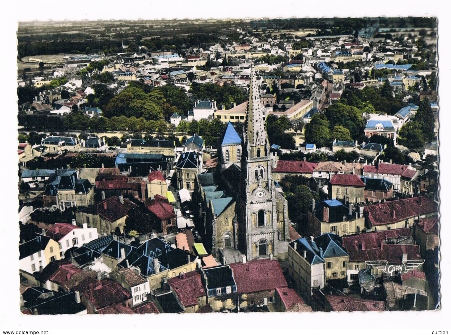 PARTHENAY  79  Vue Aerienne Autour De L' église En 1963 - Parthenay