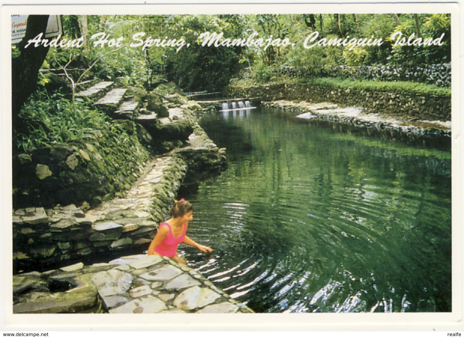 ARDENT HOT SPRING, MAMBAJA, CAMIQUIN ISLAND, NORTHERN OF MINDANAO. PHILIPPINES - Filippine