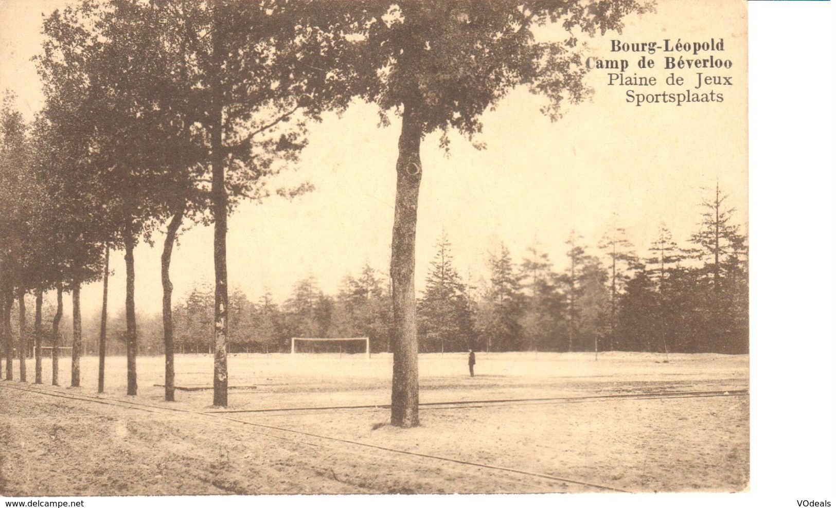 Bourg-Léopold - CPA - Camp De Beverloo - Plaine De Jeux - Sportsplaats - Andere & Zonder Classificatie