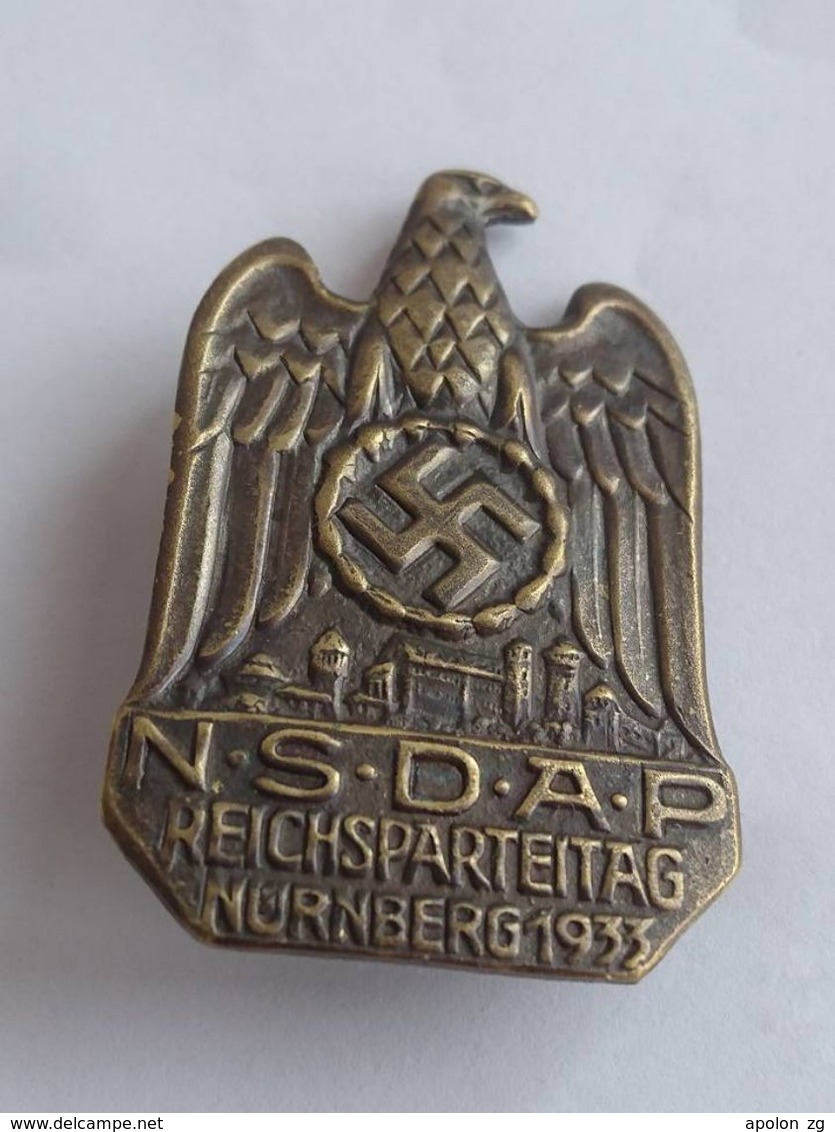 GERMANY - NAZI - NSDAP REICHSPARTEITAG - NURNBERG 1933  Rare Badge - Army