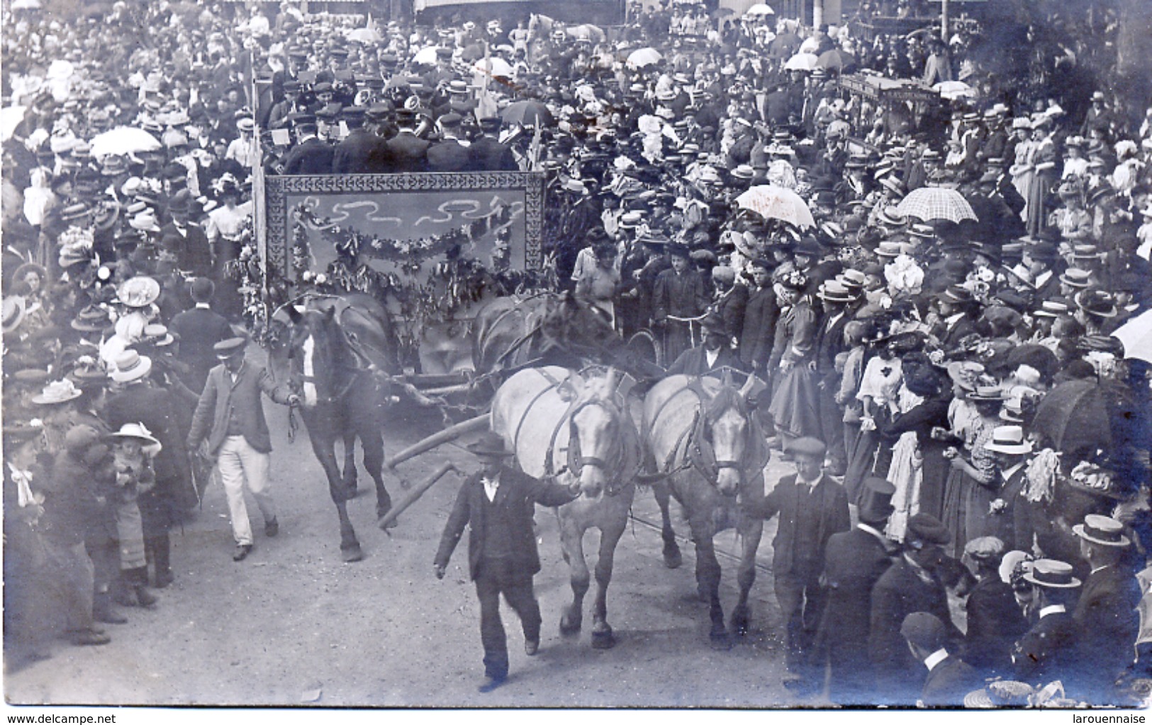 76 - Montivilliers : Carte Photo .Jour De Fete. - Montivilliers