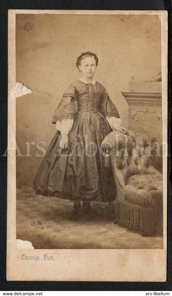 Photo-carte De Visite / CDV / Young Woman / Jeune Femme / Photographer Carette / Lille - Anciennes (Av. 1900)