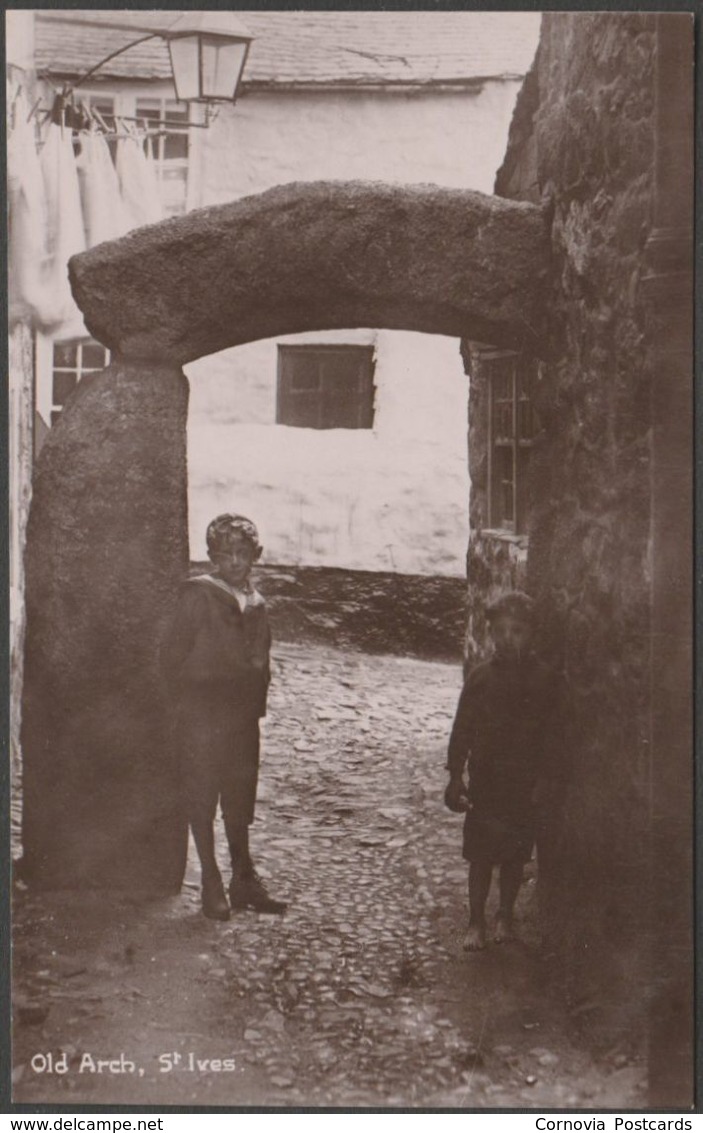 Old Arch, St Ives, Cornwall, C.1910 - Davidson Bros RP Postcard - St.Ives