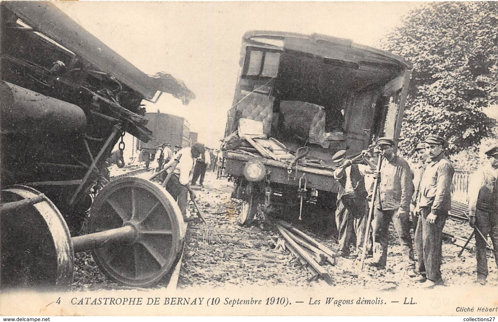 27-BERNAY- CATASTROPHE- LES WAGONS DEMOLIS - Bernay