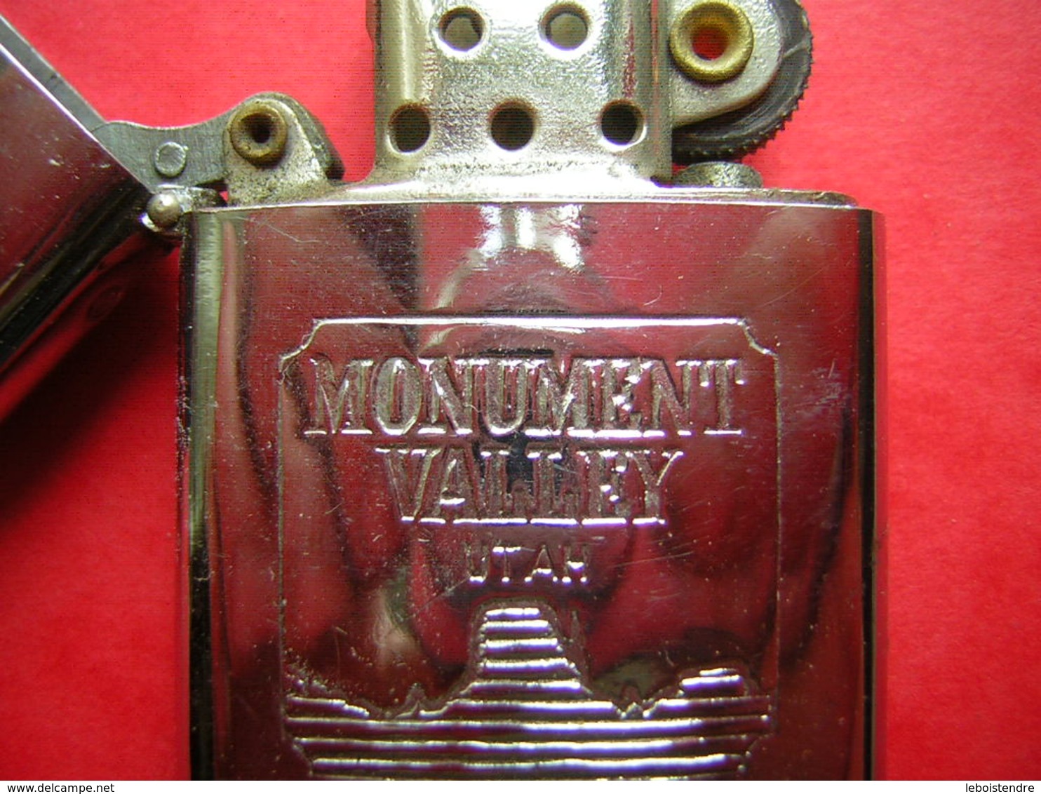 BRIQUET A ESSENCE TYPE ZIPPO  MONUMENT VALLEY UTAH - Other & Unclassified