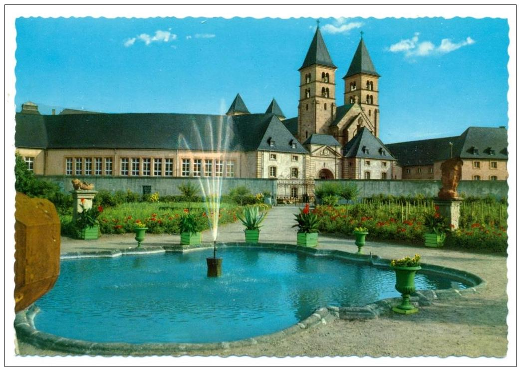 5 Cpm ECHTERNACH. Format 15 X 10 Cm. 4 Non écrites. Multivue écrite 1980. - Echternach