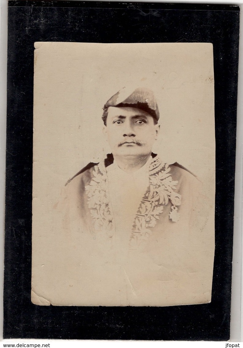 Photographie Originale Ancienne De Hinoï Pomaré, Roi De L'ile De Tahiti - Autres & Non Classés