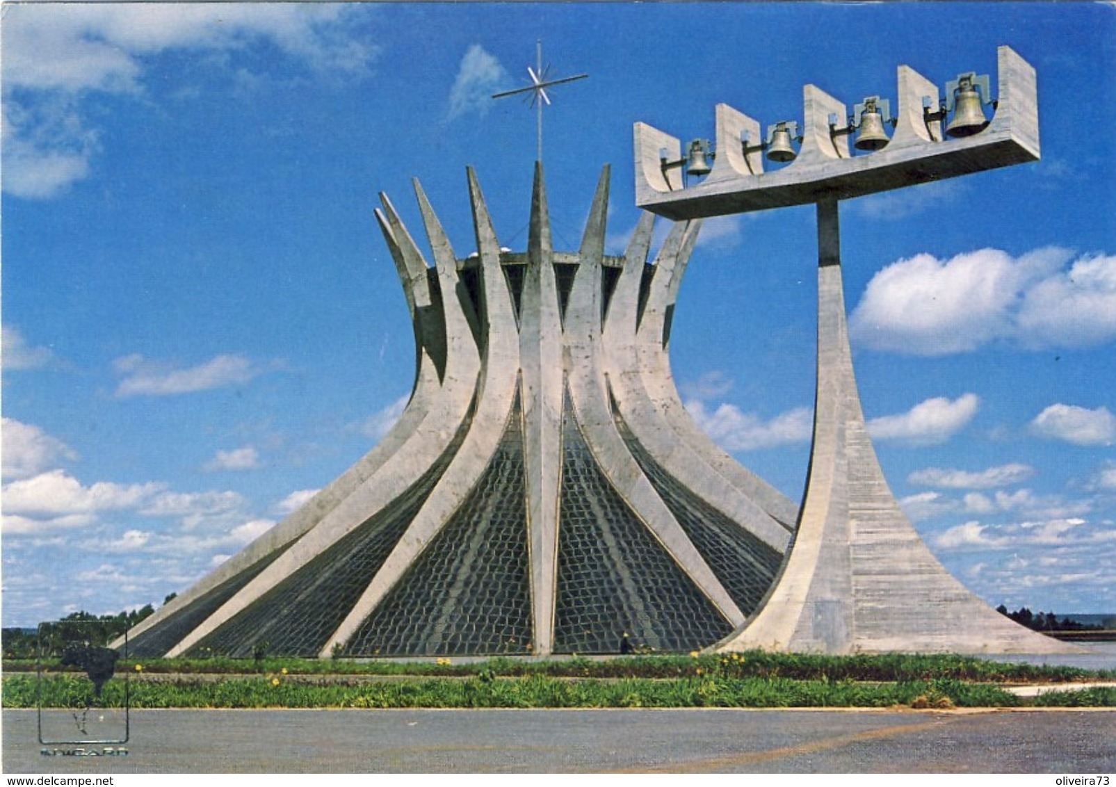 BRASIL - BRASILIA - Catedral - Brasilia