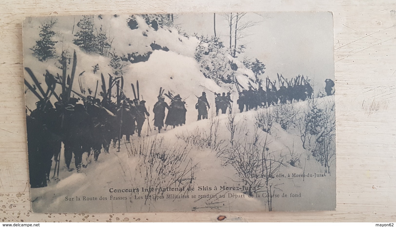 39 - CPA RARE MOREZ- Les Equipes Militaires Se Rendant Au Départ De La Course De Fond (Concours International De Skis) - Morez