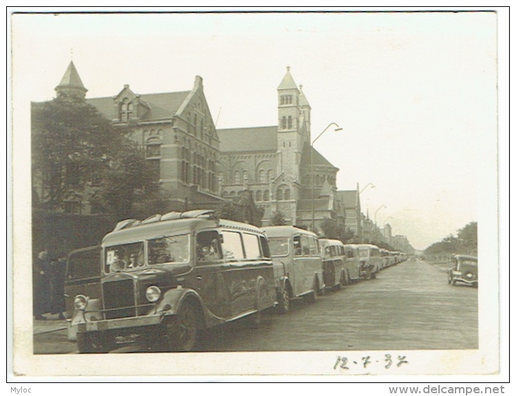 Foto/Photo. Etterbeek. Collège Saint Michel. Départ Des 25 Autocars. 1937. - Lieux