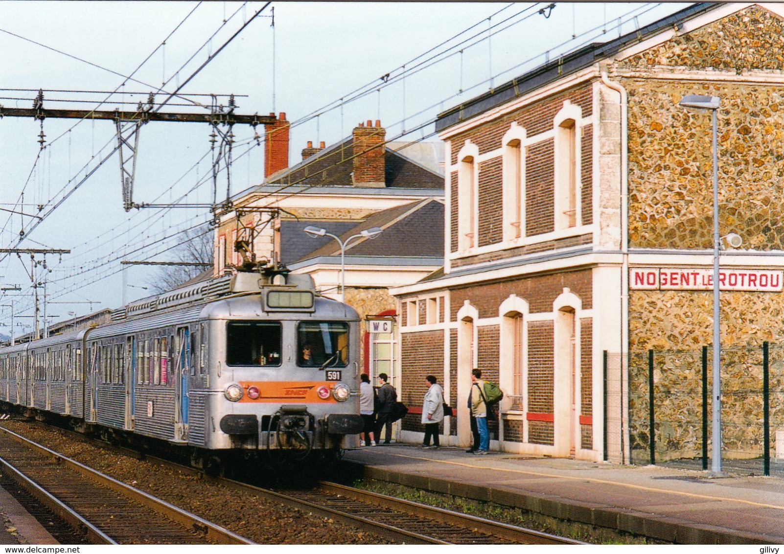 NOGENT LE ROTROU - Gare, Train - Nogent Le Rotrou