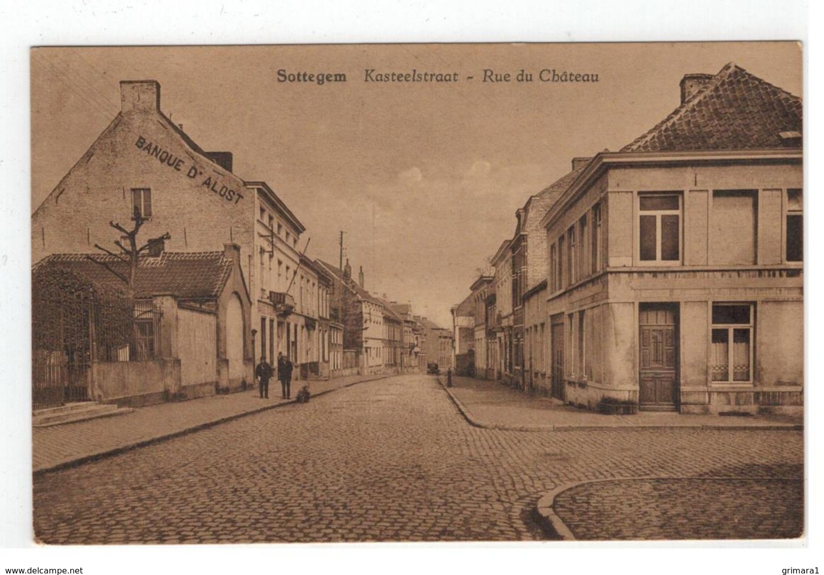 Sottegem  Kasteelstraat - Rue Du Château (Banque D'Alost)  Lichte Plooi Midden Links Zie Scan - Zottegem