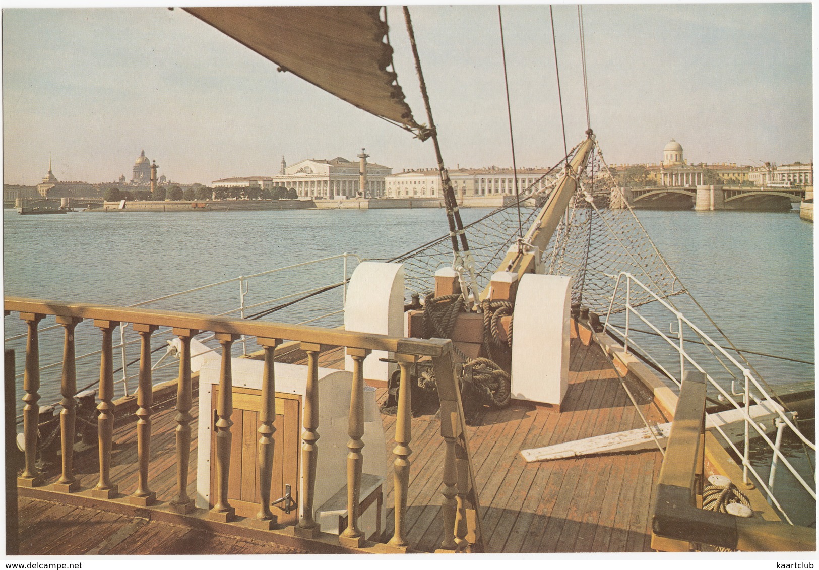 Leningrad: Panorama De La Pointe De L'ile Vassilievski -Split,Vasilyevsky Island- (Jumbo Sized Postcard; 25 Cm X 17 Cm) - Rusland