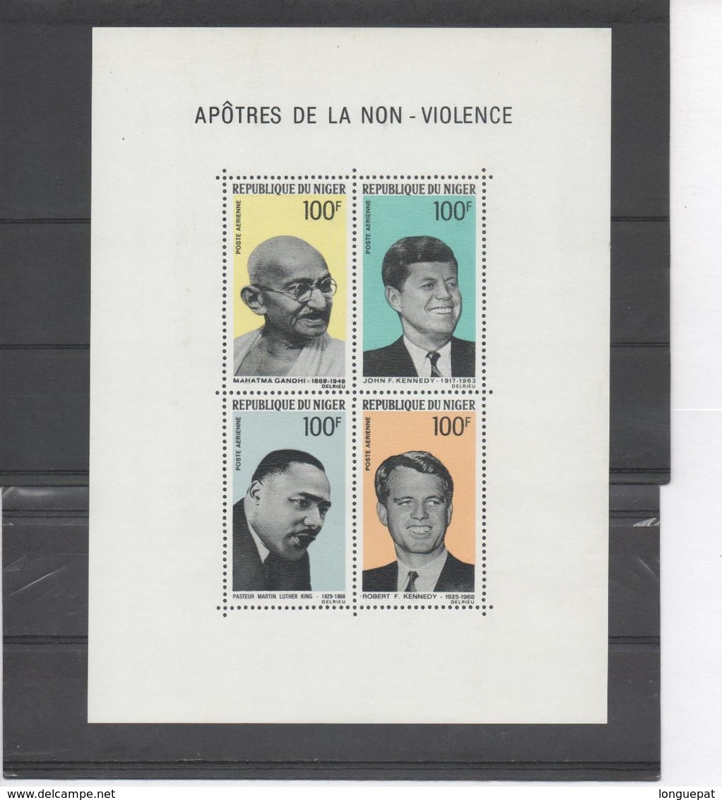 NIGER - Partisans De La Non-violence : J.F. KENNEDY, Robert KENNEDY, Mahatma GANDHI, Martin Luther KING - Niger (1960-...)