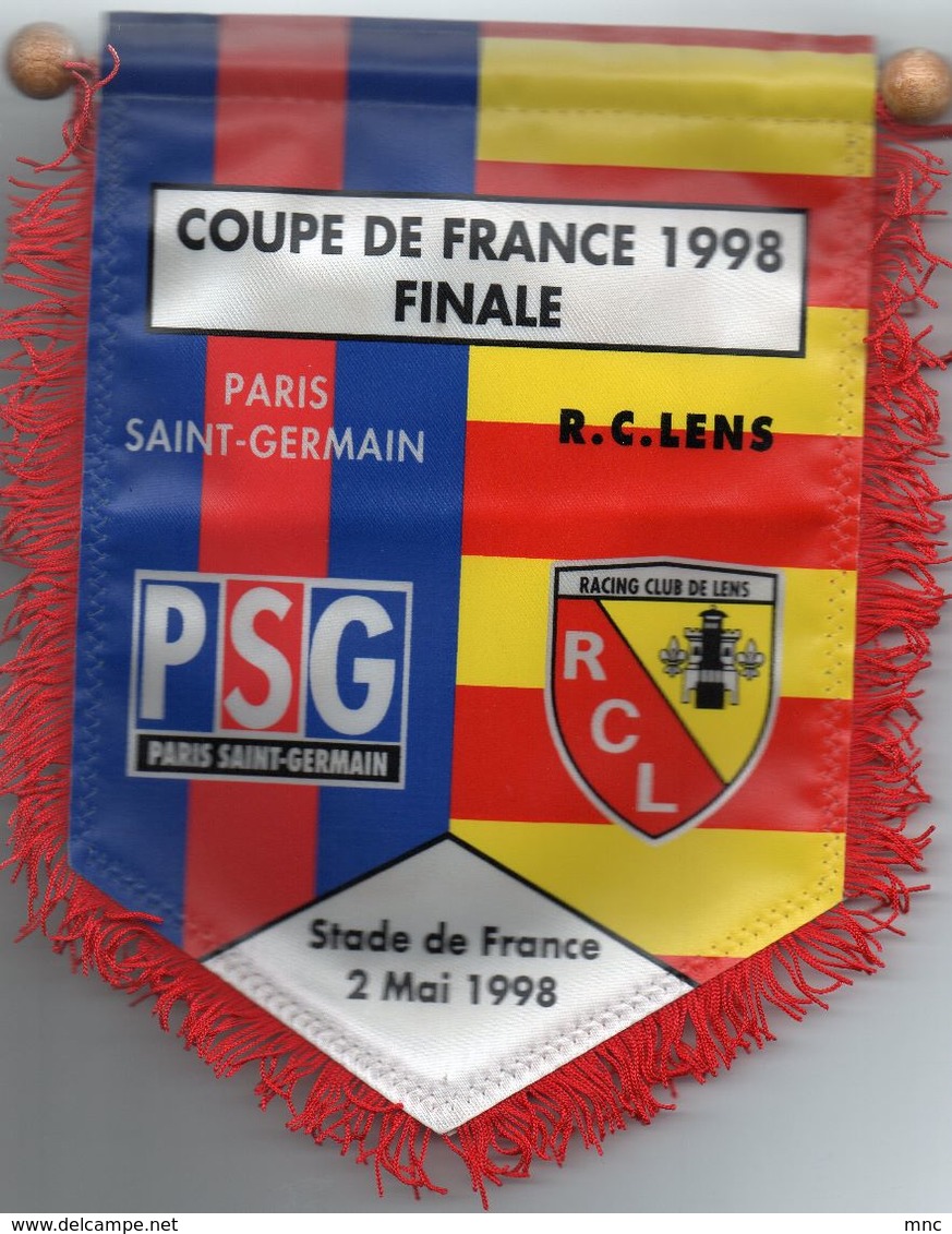 Fanions Du Match   PSG / RC LENS  Finale Coupe De France 1998 - Habillement, Souvenirs & Autres