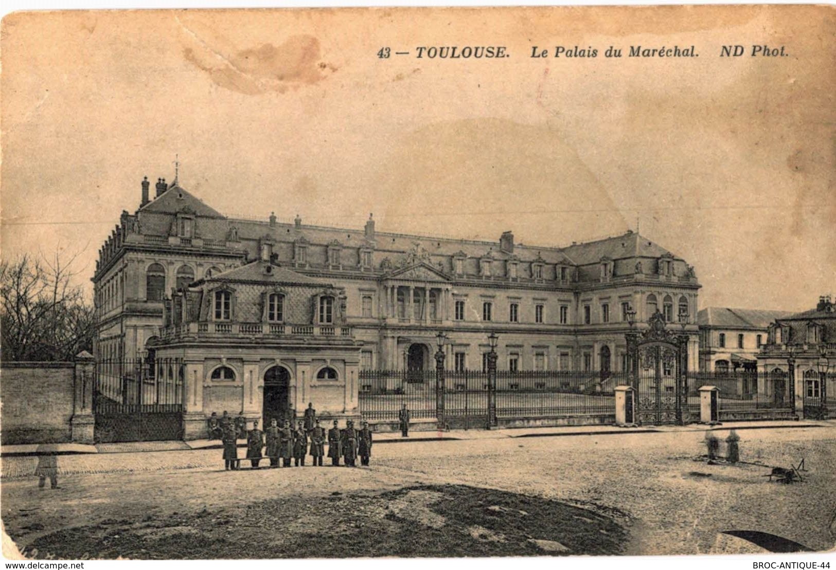 CPA N°20216 -  LOT DE 8 CARTES DE TOULOUSE - PALAIS DU MARECHAL