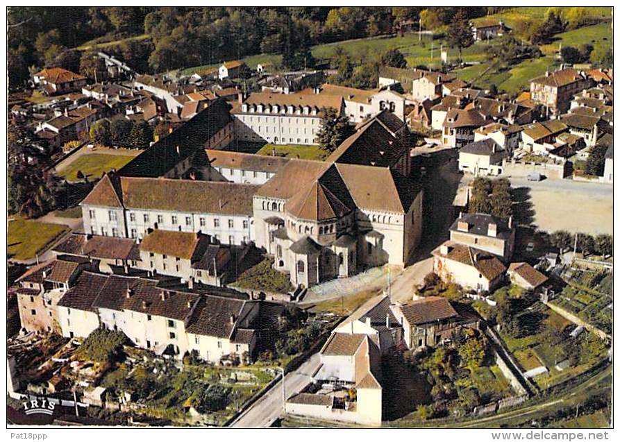 ** Lot De 2 Cartes ** 87 - ABBAYE De SOLIGNAC :  2 CPSM Grand Format Années 70 Dont 1 Dentelée N/B - Haute Vienne - Andere & Zonder Classificatie