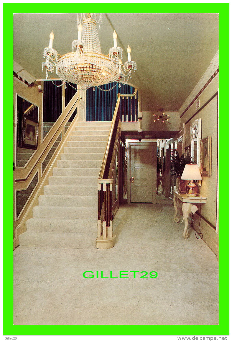 MEMPHIS, TN - GRACELAND MANSION, THE HOME OF ELVIS PRESLEY - THE ENTRANCE HALL - - Memphis