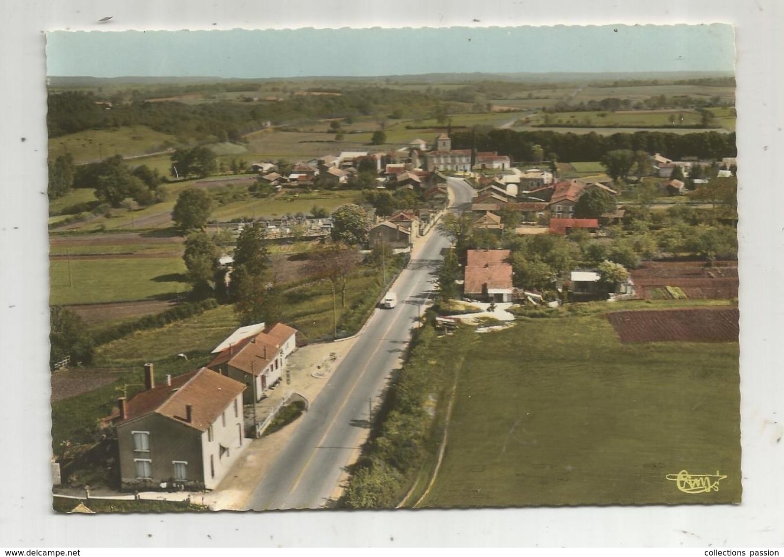 Cp,  , 16 , Charente , TAPONNAT - FLEURIGNAC , Vue Générale Aérienne De Taponnat , Ed. Combier ,vierge - Sonstige & Ohne Zuordnung