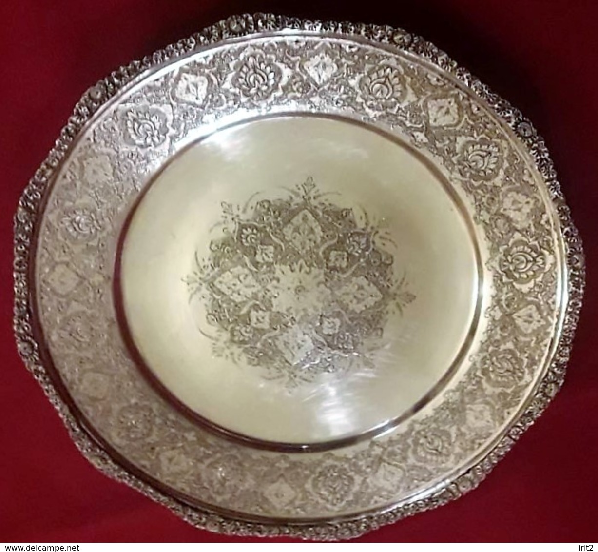 Periodo Della Dinastia Qajar Persia 1800-900 Piatto Frutta O Dolce In Argento,incisioni Interamente A Mano - Silberzeug