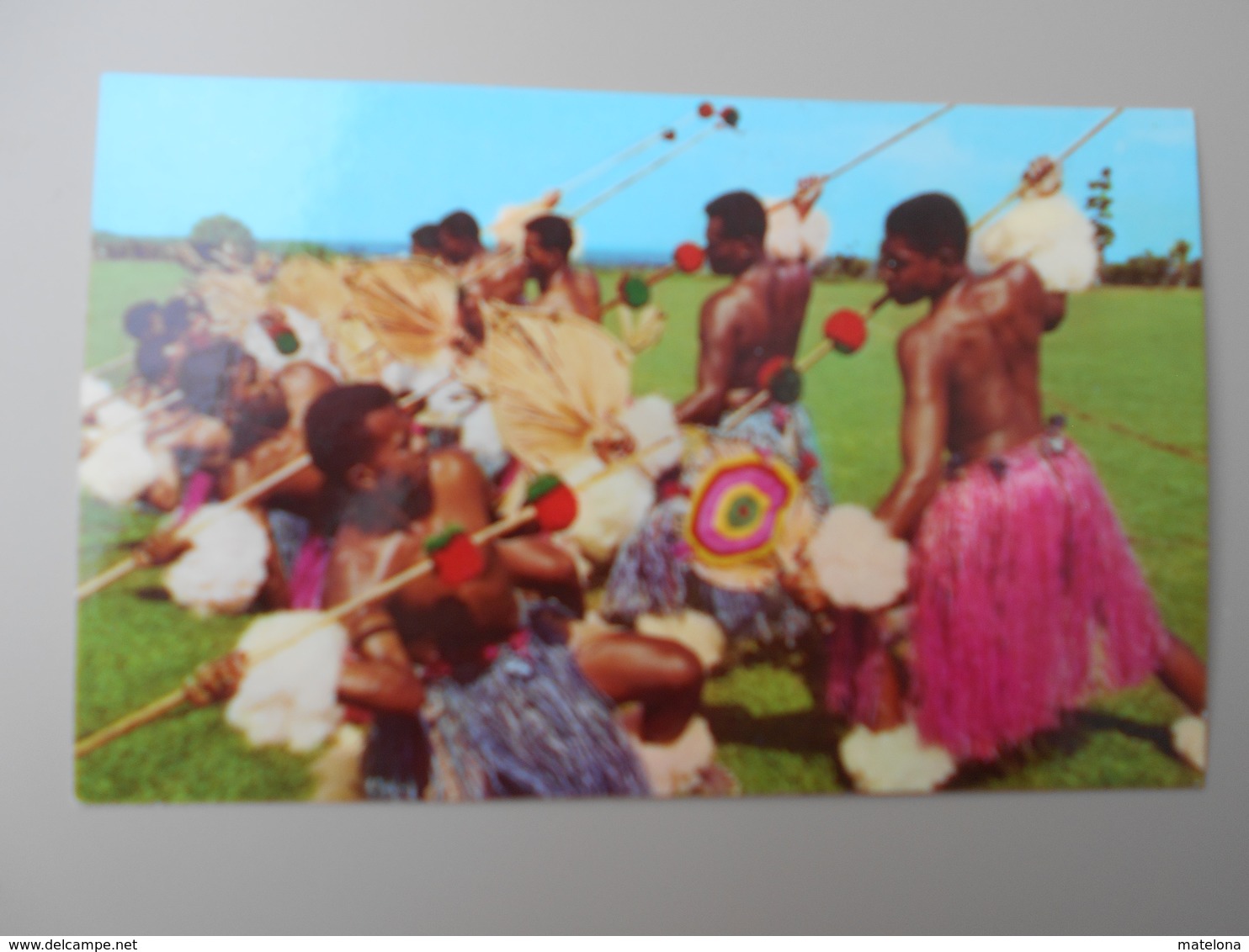 FIDJI FIJIAN MEKE WESI SPEAR DANCE - Fidji