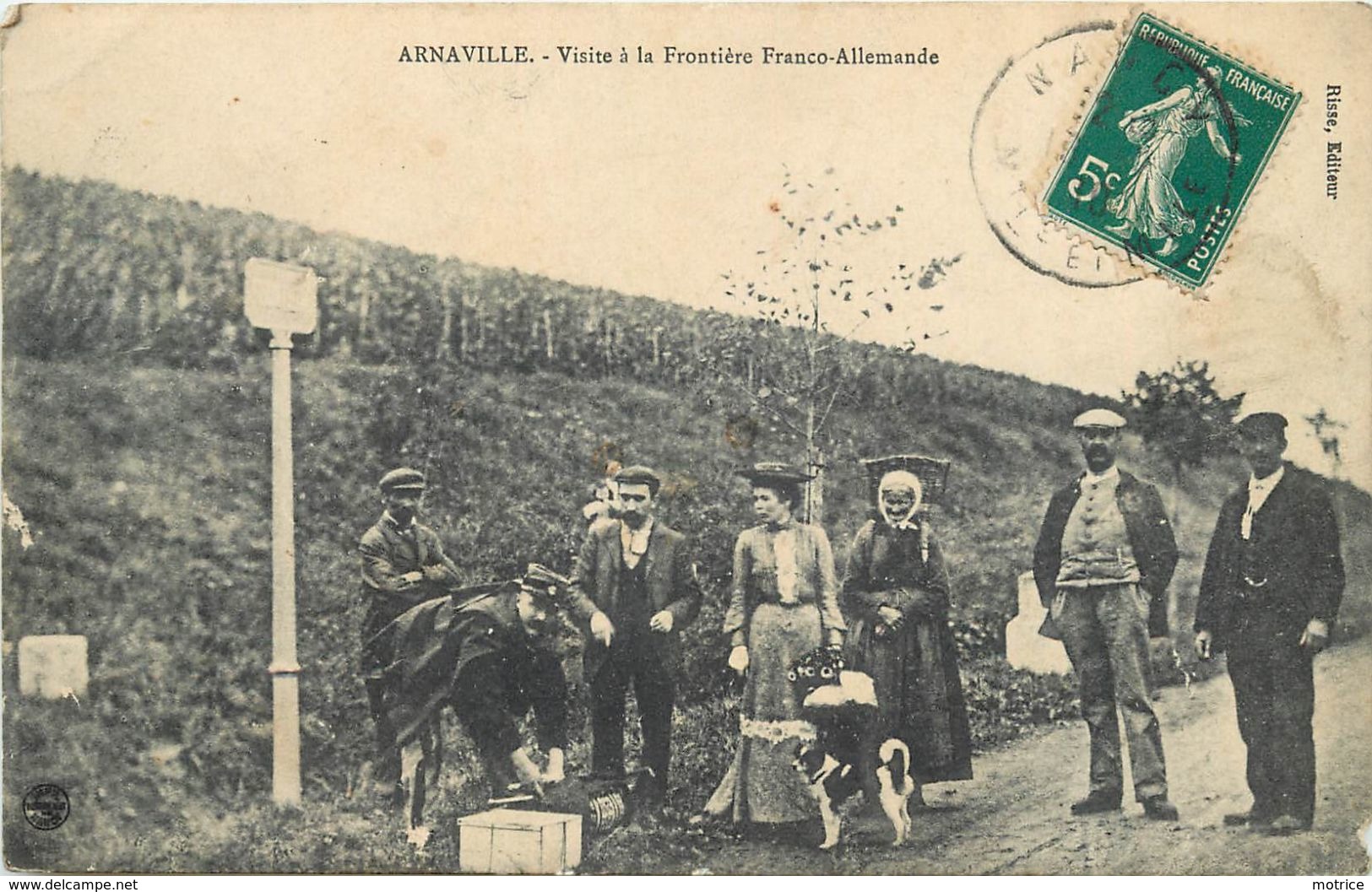 ARNAVILLE - Visite à La Frontière Franco-Allemande.(carte Vendue En L'état) - Customs