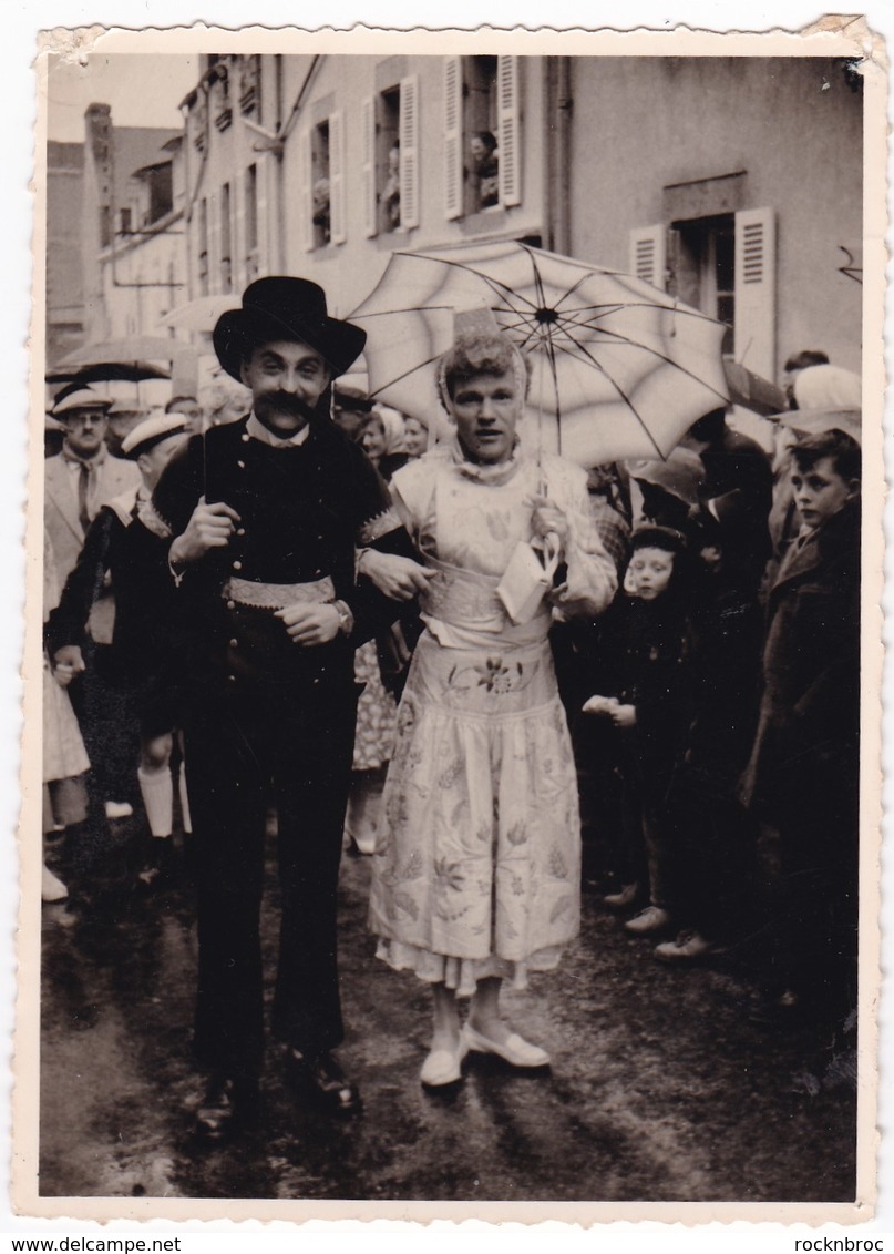 LOT de 26 anciennes photos BRETAGNE FINISTERE DOUARNENEZ Défilé Gras Costumes Années 60