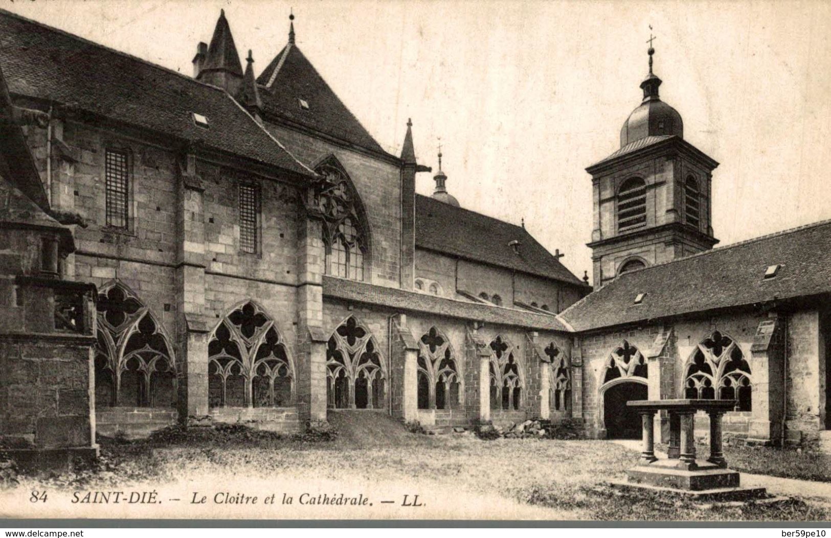 88 SAINT-DIE LE CLOITRE ET LA CATHEDRALE - Saint Die