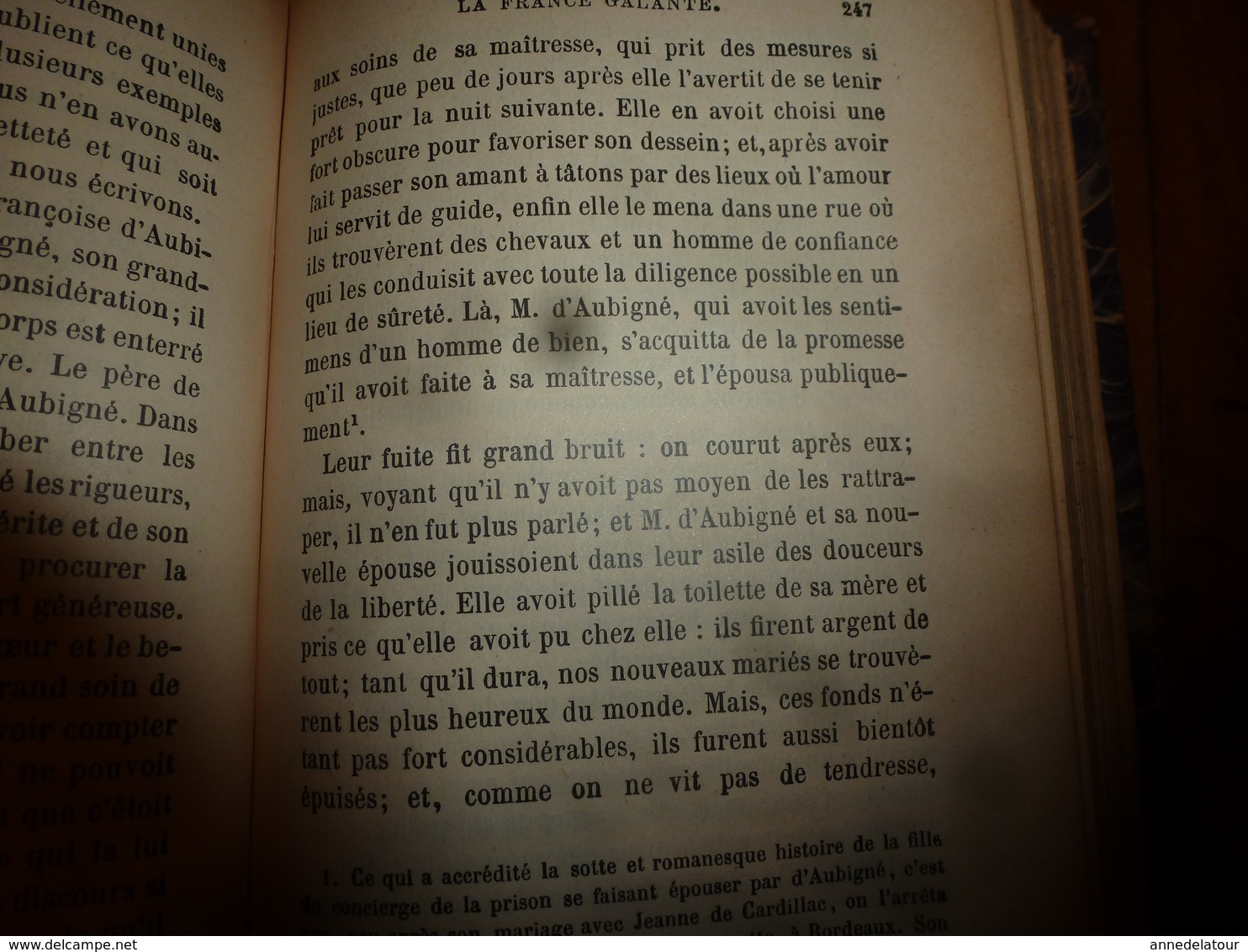 1840 HISTOIRE AMOUREUSE DES GAULES  tome 2   Par Bussy-Rabutin     Suivi de la France galante du XVIIe siècle