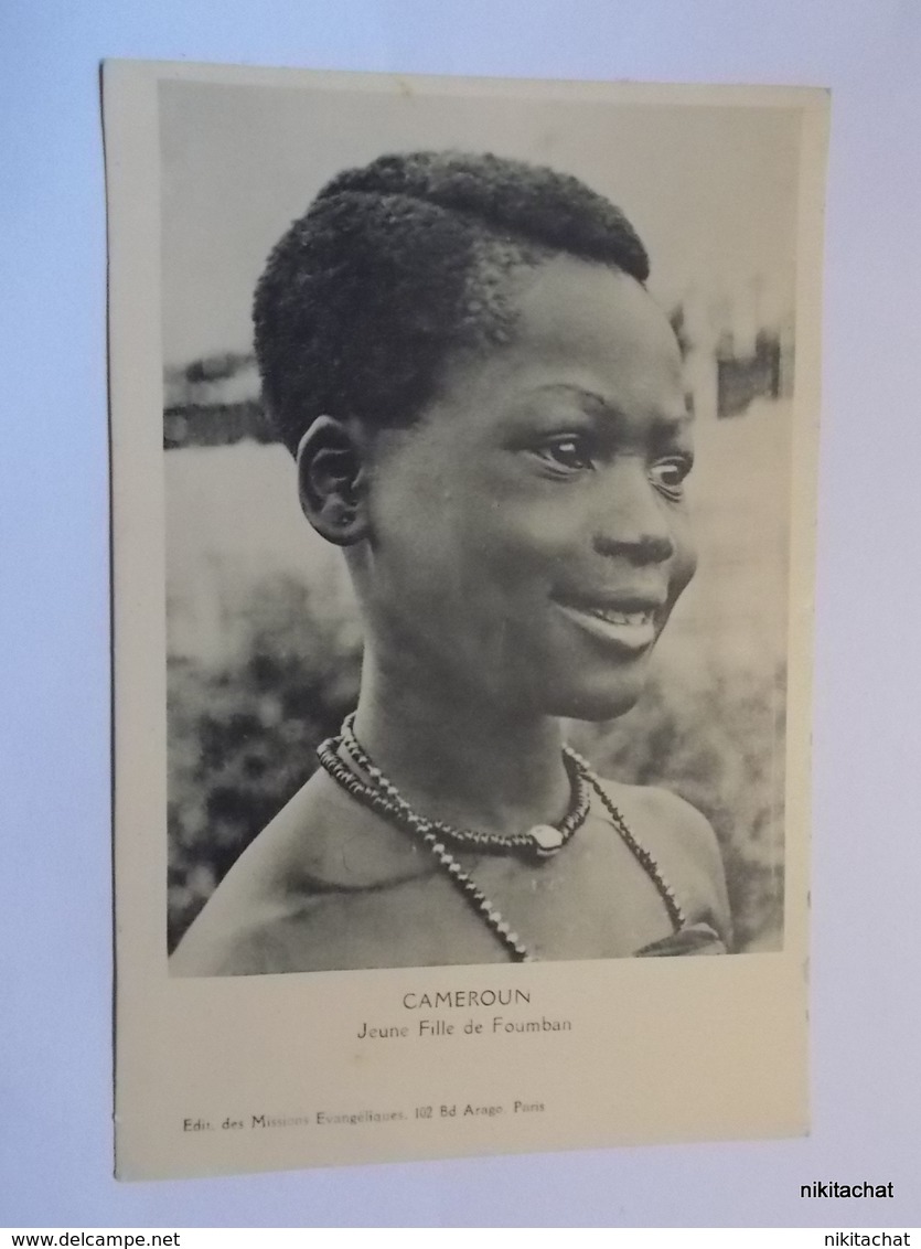 Cameroun-Jeune Fille,petite Fille,grand Seigneur De Foumban-3 Cartes - Camerún