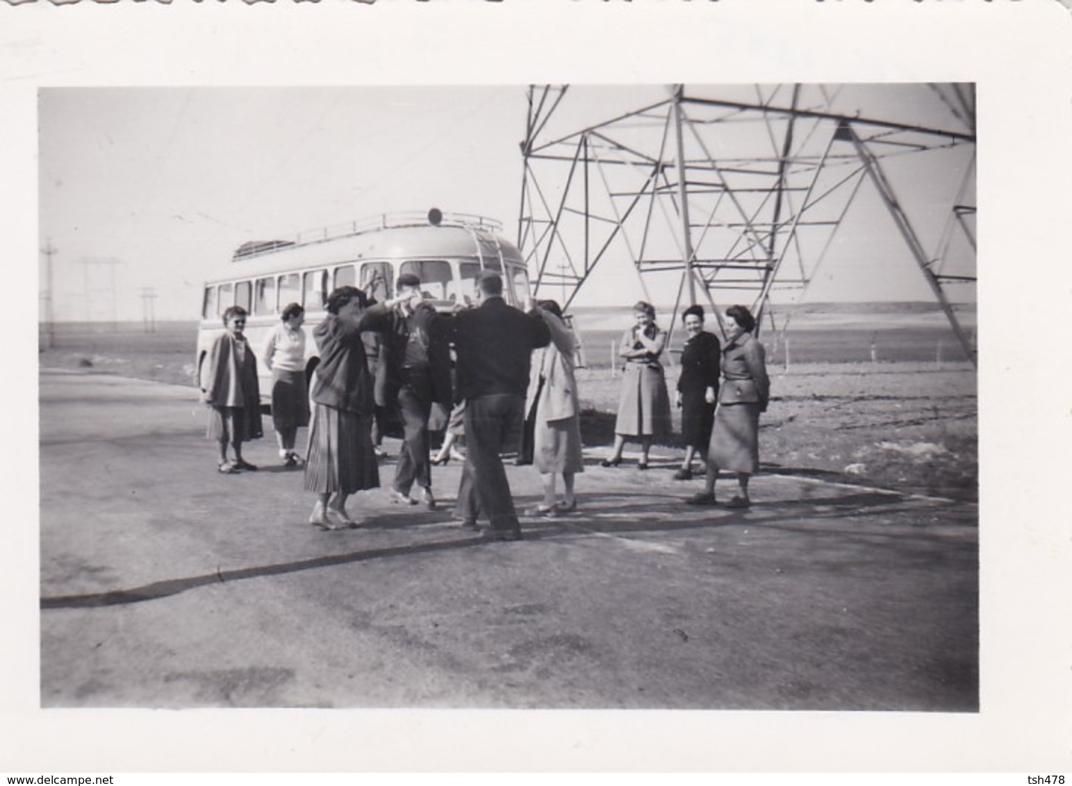 MINI PHOTO---Sortie En Car Avril 1955--( Bus-car )--voir 2 Scans - Other & Unclassified