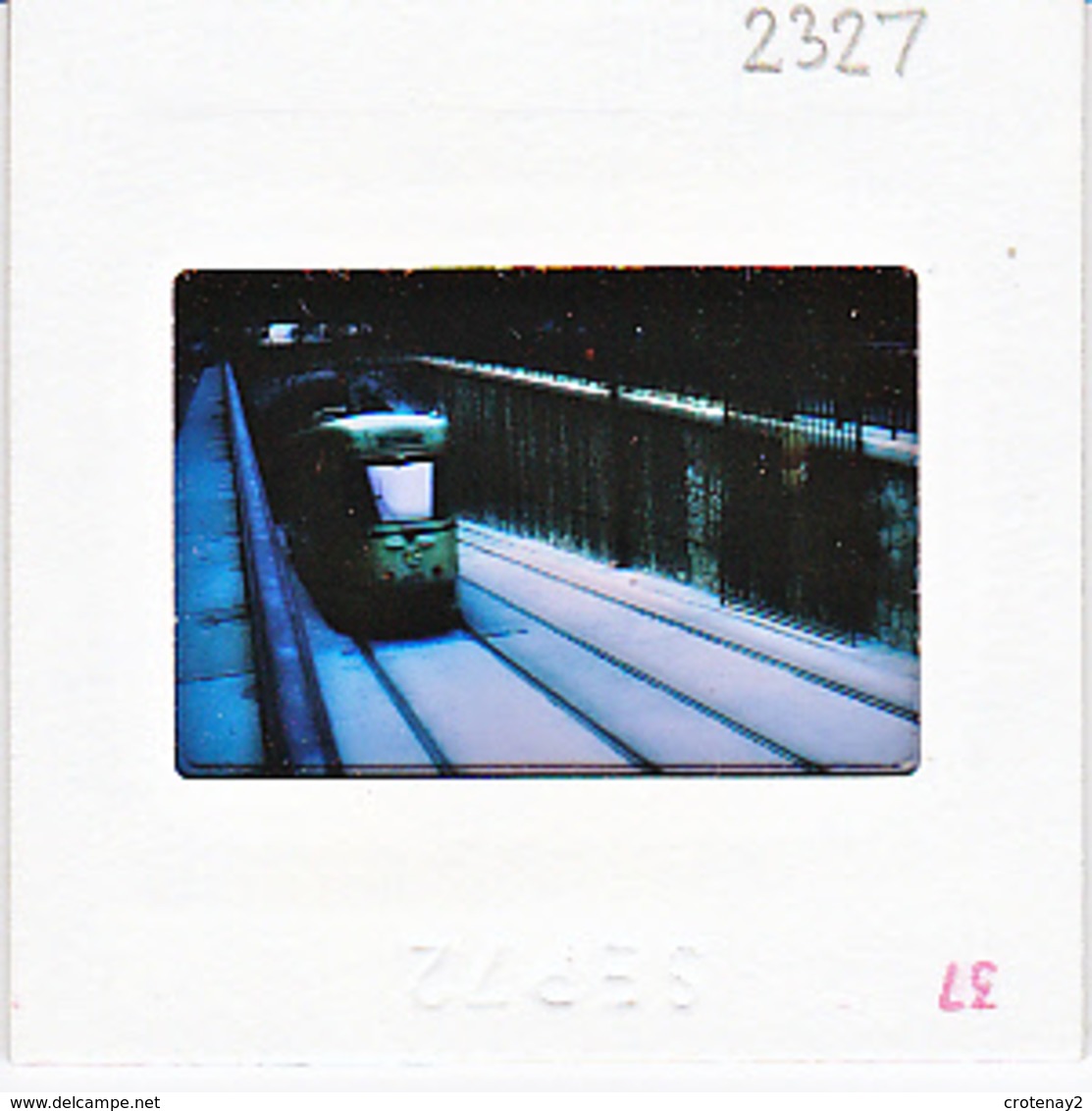 Photo Diapo Diapositive Slide Train Tram Tramway De Marseille En 1972 VOIR ZOOM - Diapositives