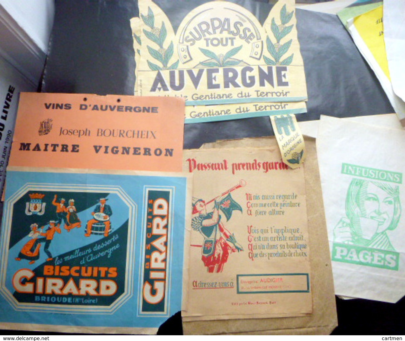 43 LE PUY LE VELAY AUVERGNE GROS LOT DE PUBLICITES ILLUSTREES COMMERCES DIVERS PAPIERS CHARCUTERIE GENTIANE EPICERIE