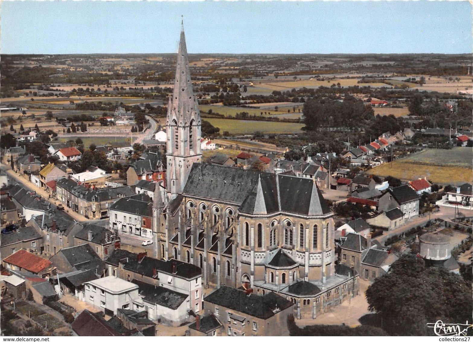 44-CARQUEFOU- VUE AERIENNE L'EGLISE - Carquefou