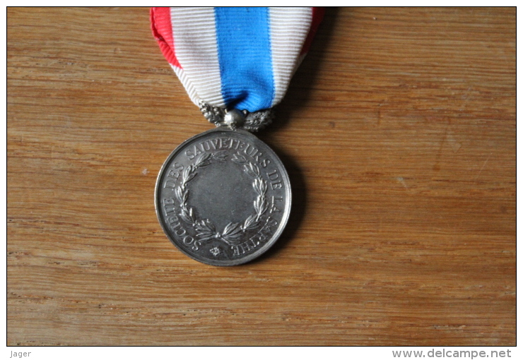 Medaille  1887  Fais Ton Devoir - France