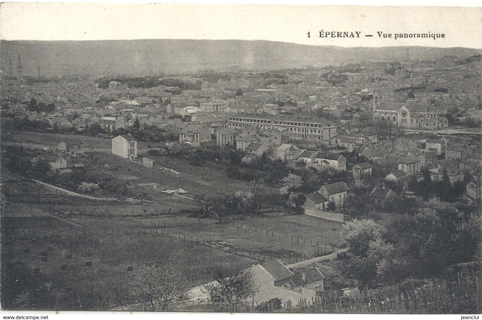 1. EPERNAY . VUE PANORAMIQUE . NON ECRITE - Epernay