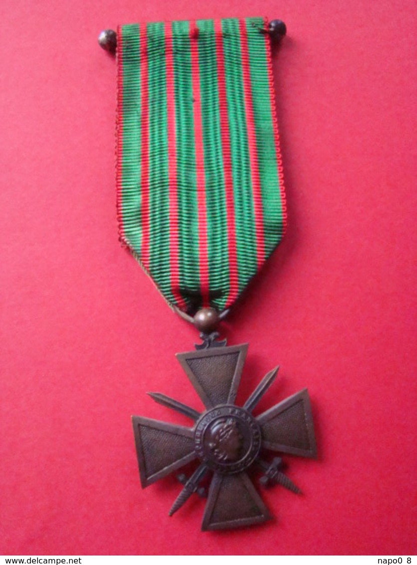 Croix De Guerre Française 1914-1915 Avec Palme Bronze, étoile Bronze - France