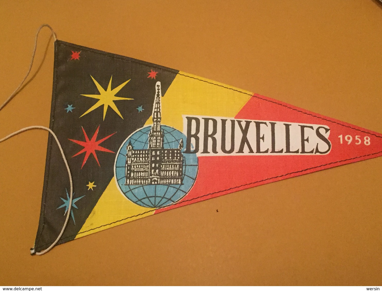 Fanion Souvenir . Bruxelles Expo 58. Bruxelles 1958. Matière Tissu - Obj. 'Souvenir De'