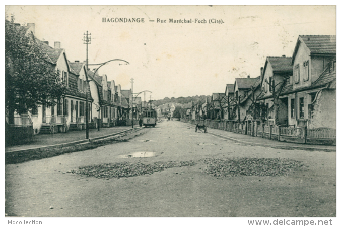 57 HAGONDANGE /  Rue Maréchal Foch - Cité / - Hagondange