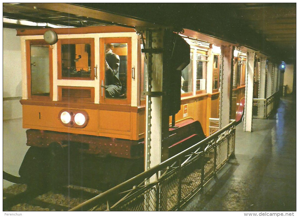 UNDERGROUND SUBWAY METRO RAIL RAILWAY RAILROAD TRAIN BKV BUDAPEST DEAK SQUARE TRANSPORT MUSEUM * Top Card 0307 2 Hungary - Métro