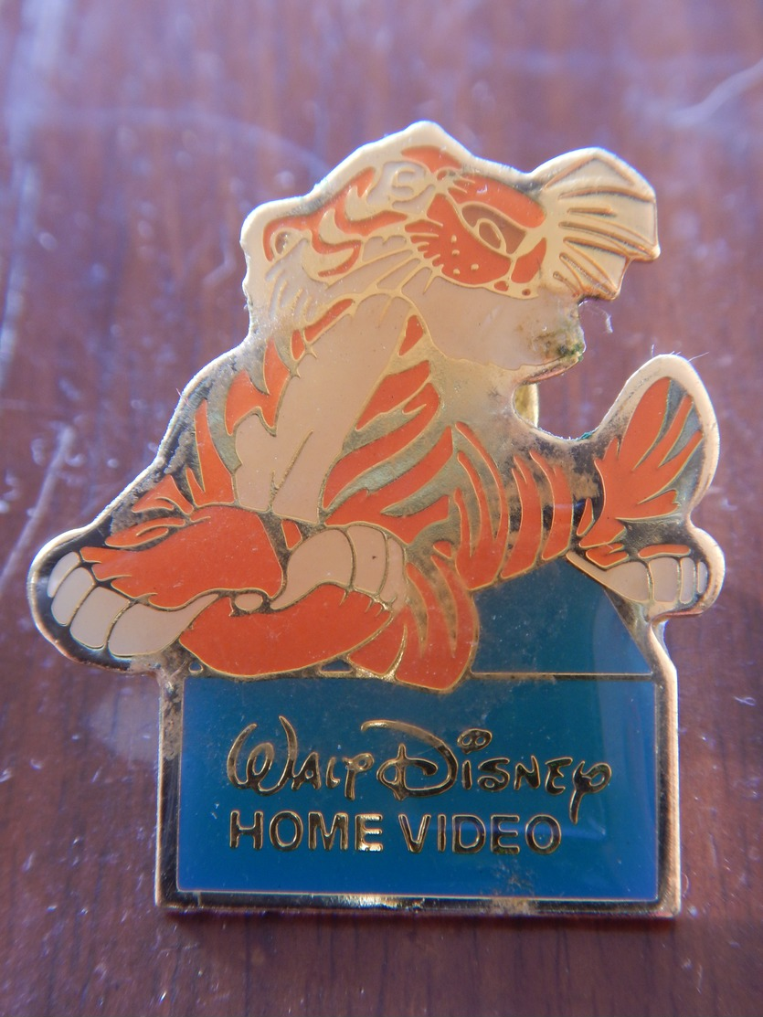 pin's WALT DISNEY HOMME VIDEO Le livre de la jungle