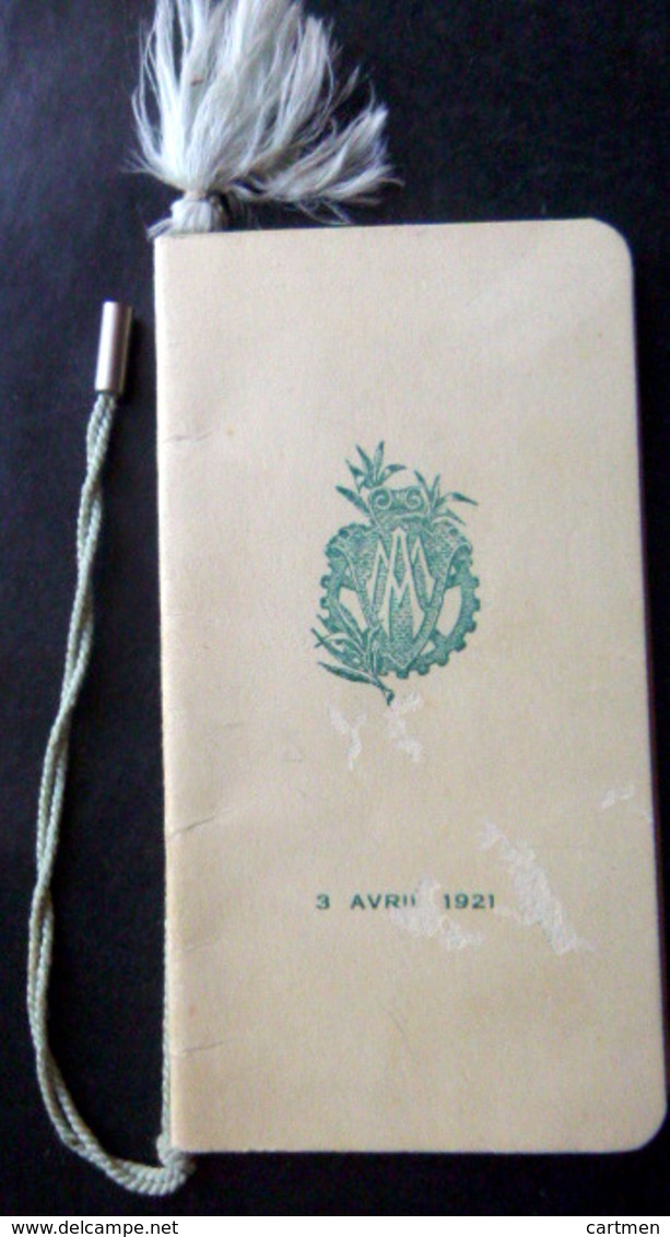 CARNET DE BAL ECOLE DES ARTS ET METIERS SOIREE  3 AVRIL 1921  NOMBREUSES DANSES EXECUTEES RUBAN - Programs